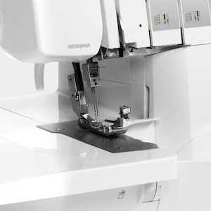 Bernina L460 Overlocker