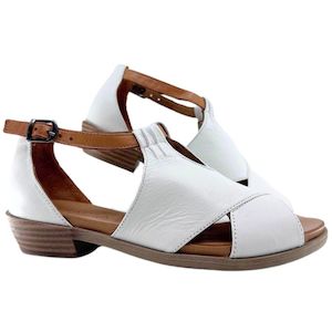 Shoe: LE SANSA DIGBY WHITE TAN