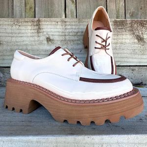 Shoe: BRESLEY SHER CREAM PATENT