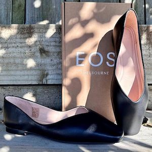 Shoe: EOS ADRIANA BLACK