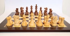 Babul Classic Chess Set and Board in Portable Carry Case. 76mm King