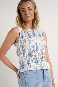 Tuscany Sleeveless Shell Top - Porcelain Print