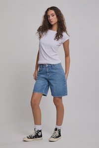 Clothing: Mid Baggy Short - Blue Fire