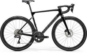 Bike: Merida Scultura 8000 - Black