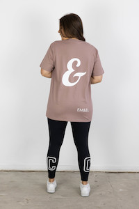 Clothing: SAKARI TEE HAZY PINK