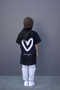 Clothing: LAURA TEE BLACK