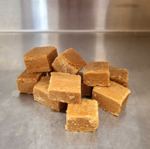 Manuka Honey Fudge – 150g