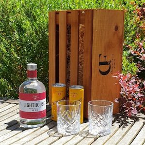 Gift Box – Lighthouse Gin 700ml & Tonic + Glasses