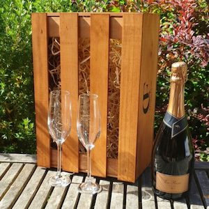 Gift Box – Margrain Vineyard en Rose +/- Glasses