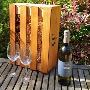 Gift Box – Gladstone Vineyard Sauvignon Blanc +/- Glasses