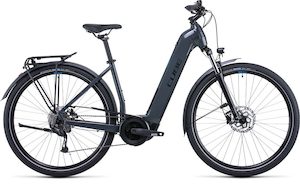 Bicycle and accessory: Cube Touring Hybrid One 500