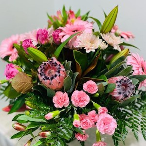 Florist: Elles Bouquet