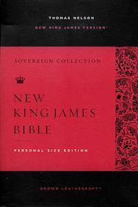 Books: NKJV Personal-Size Reference Bible, Sovereign Collection--soft leather-look, brown. Christian Resource Centre