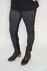 Womenswear: Legging Pant