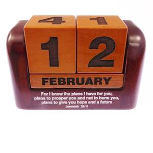 Stationery: Calendar Desk Perpetual Mahog Wood (Jer 29.11)