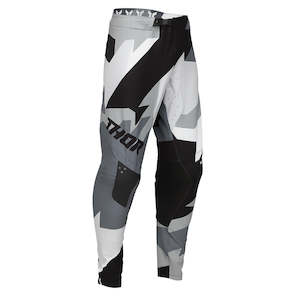 Sporting equipment: THOR PANTS SPORT BRAVE BLACK