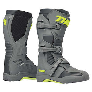 Sporting equipment: THOR BLITZ XR BOOTS GY/CH