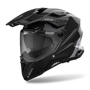 Sporting equipment: Airoh Commander 2 - Full Carbon