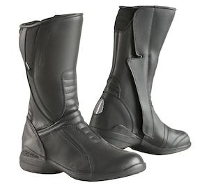 Sporting equipment: ** Stylmartin Yuma Elegance Women Boots - SALE