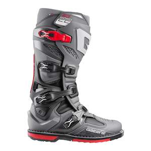 Sporting equipment: Gaerne SG22 Boot - Anthracite / Black / Red