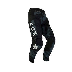 Sporting equipment: FOX 180 BNKR PANTS [BLACK CAMO]