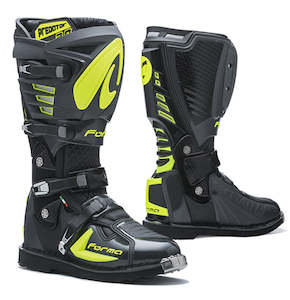 Sporting equipment: Forma Predator 2.0 - MX Premium