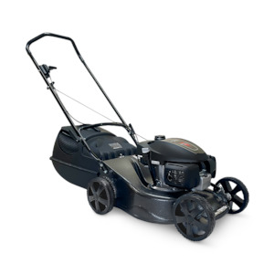 Sporting equipment: Honda HPM18 GCV200 Lawn Mower