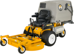 Sporting equipment: Walker T23 Zero Turn Collection Mower