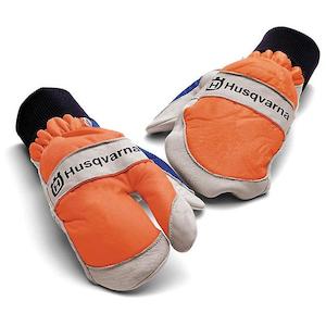 Sporting equipment: Husqvarna Chainsaw Safety Gloves Mitts