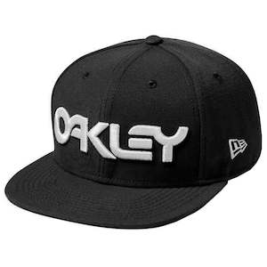 Sporting equipment: Oakley Mark II Novelty Snap Back Cap