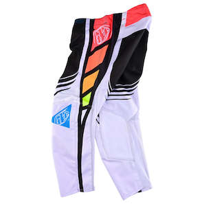 Sporting equipment: YOUTH GP PRO PANT WAVEZ BLACK / MULTI