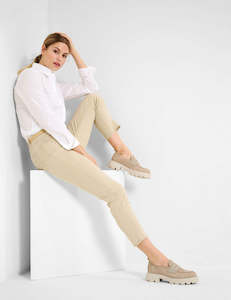 Womenswear: Brax Mary S Jeans - Sand