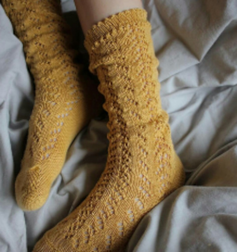 Clothing wholesaling: Mustard Long Lace Socks