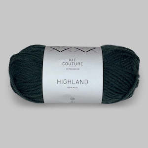 Highland Yarn Dark Green 147