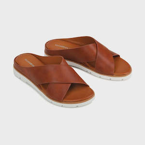 Abby Slide in Cognac