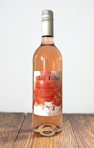 2022 Auckland rosé from Cliff Edge Wines: dry & delicious