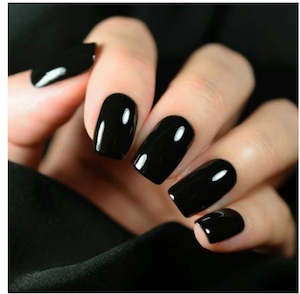 Nail: CND™ CREATIVE PLAY - Black and Forth - Creme Finish