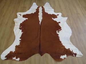 Large Cowhide - Hereford - SKU 9203