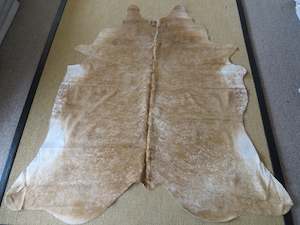 Furniture manufacturing: Large Cowhide - Caramel Mottled + White Edge - SKU 9343