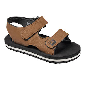 Footwear: Reef Sandal Grom Stomper