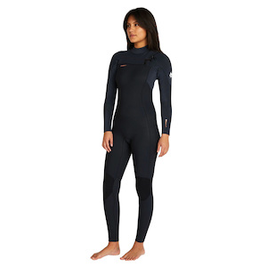 O’Neill Women’s 4/3mm Hyperfreak Fire Chest Zip Wetsuit Black