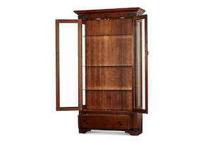 Furniture: Nordic Display Cabinet