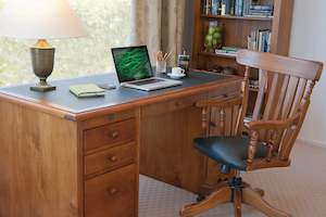 Furniture: Mill-Yard Presidents Desk