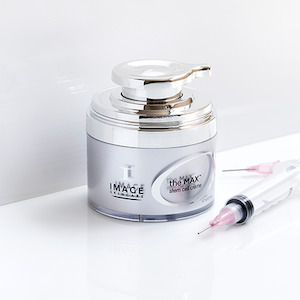 Beauty salon: MAX Stem Cell Creme