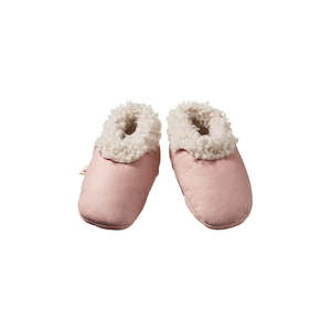 Lambskin booties Rose bud