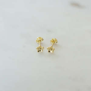 Sophie: DAISY DAY STUDS