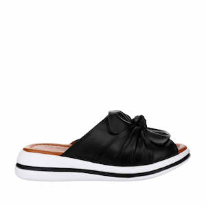 Slides: Le sansa Salsa Black