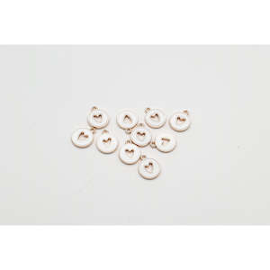 White Circle w/Heart Cutout Charm -KC Gold - 10pcs