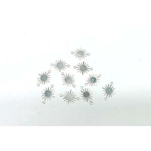 Findings 2024: Starburst Connector Charm - Gold & Silver - 10pcs