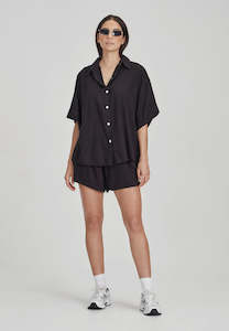 Clothing: COMING SOON / BOYFRIEND SHORT, BLACK